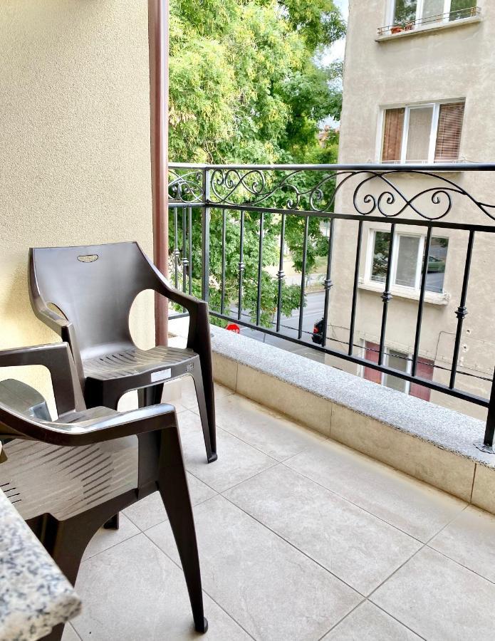 סטרה זגורה Cozy Studio Next To State Opera With Work Space מראה חיצוני תמונה